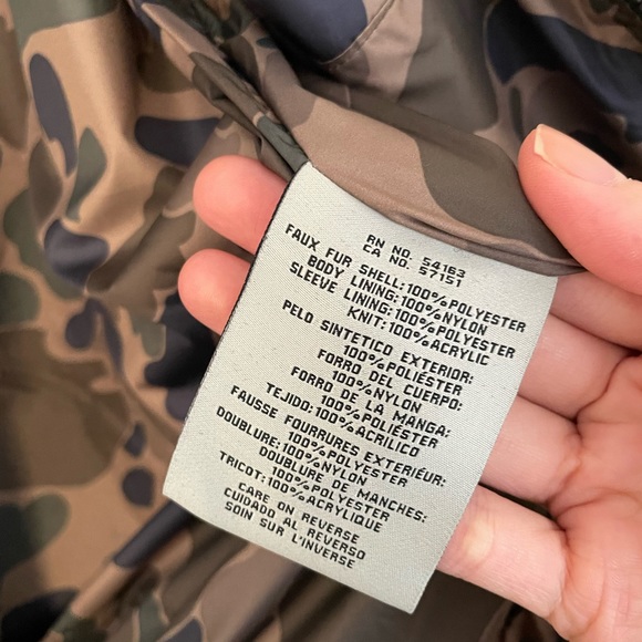 BNWT Levi’s Sherpa Teddy Bomber Jacket - Picture 3 of 4